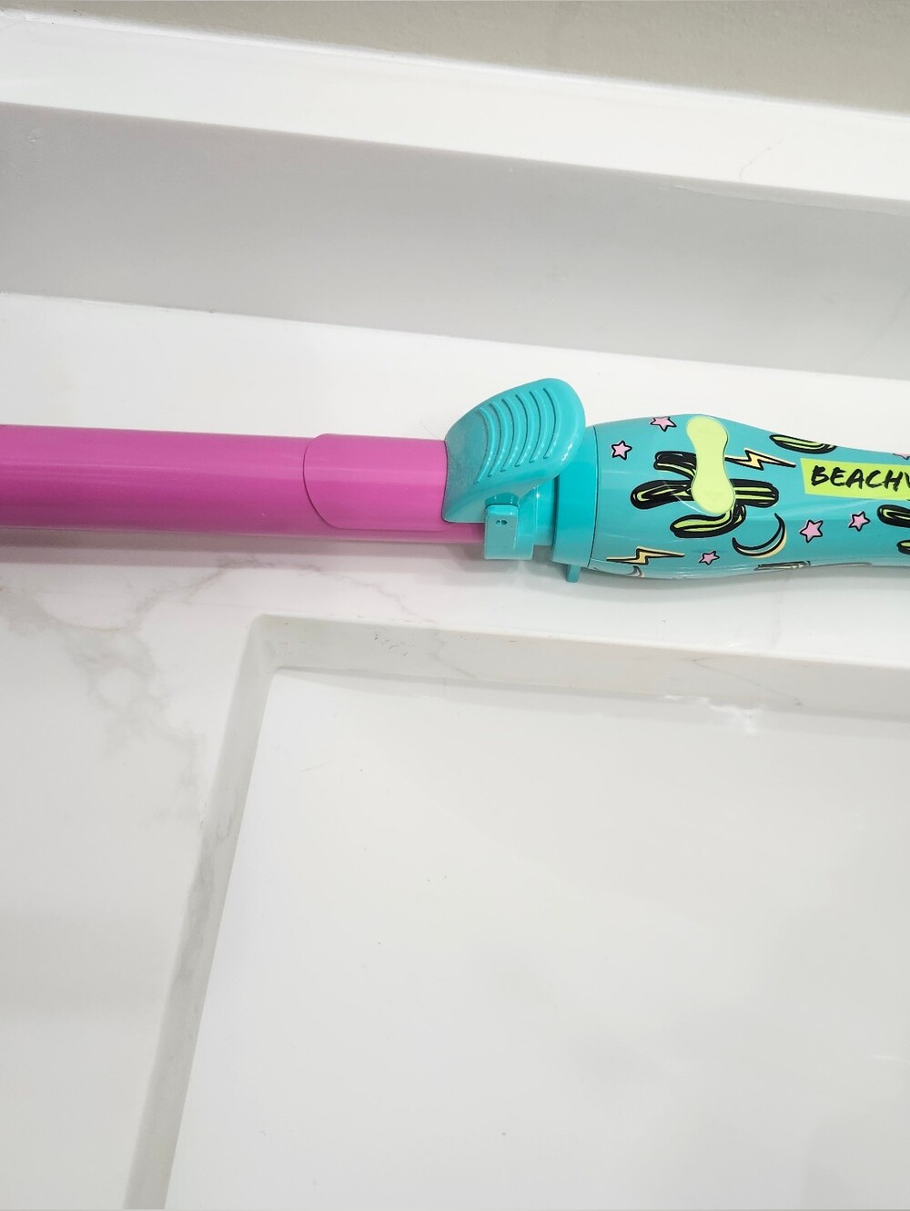 The Beachwave B1 Neon Desert Roatating Curling Iron 1 Inch - Picture 3 of 8